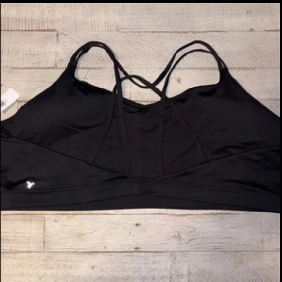 Old Navy Womens Size 4X Strappy Sports Bra Light Support Solid Classic Black - Picture 6 of 14